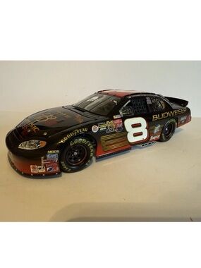 Dale Earnhardt Jr 1/24 Diecast #8 Budweiser / Staind 2003 Monte Carlo